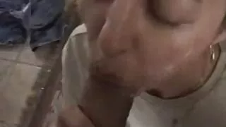 نوجوان مالکن سکس دختر زیبای ایرانی اس کے ٹانگوں کو پھیلاتا ہے اور بلی میں ڈک حاصل کرتا ہے